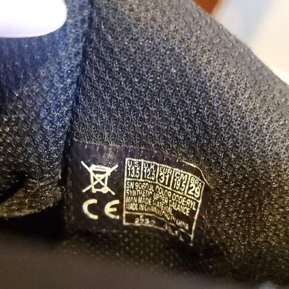 Skechers Blue High-Top Sneakers with Padded Tongue and Contrasting Laces - Picture 2 of 7